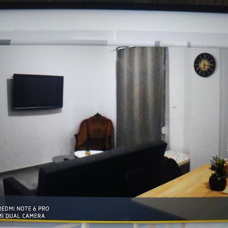 Minimal Apartment カラマタ エクステリア 写真