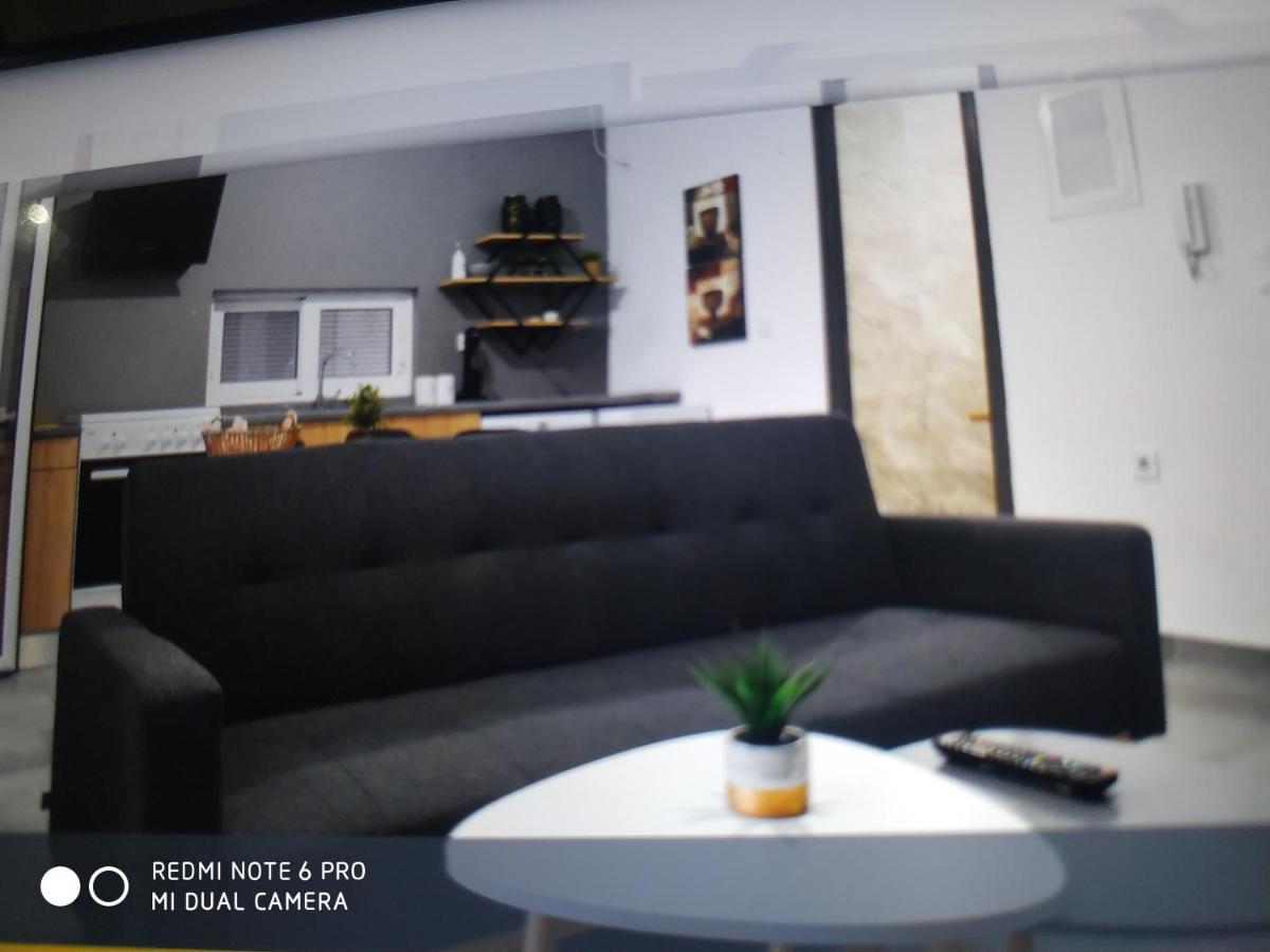 Minimal Apartment カラマタ エクステリア 写真