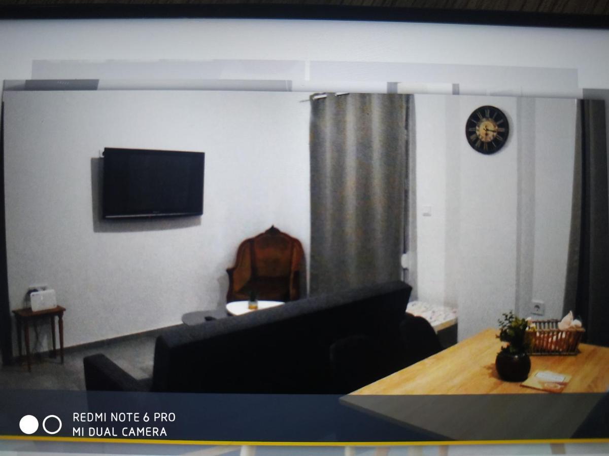 Minimal Apartment カラマタ エクステリア 写真